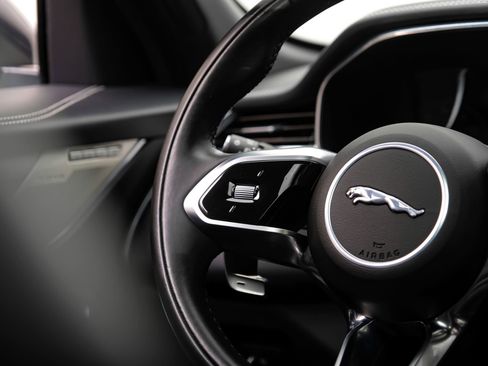 Used 2024 Jaguar F-PACE R-Dynamic S AWD/4WD image 22