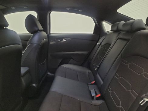 Used 2023 Kia Forte GT-Line w/ GT-Line Premium Package image 18