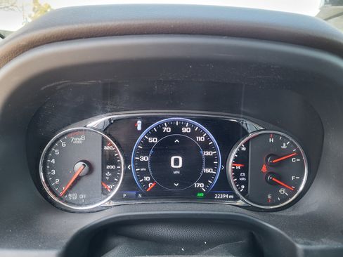 Used 2023 GMC Acadia SLT w/ Technology Package image 12