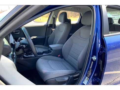 Used 2025 Kia K4 EX FWD image 22