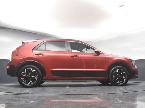 Used 2023 Kia Niro Wind image 38