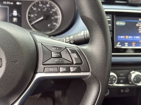 Used 2023 Nissan Versa SV image 18