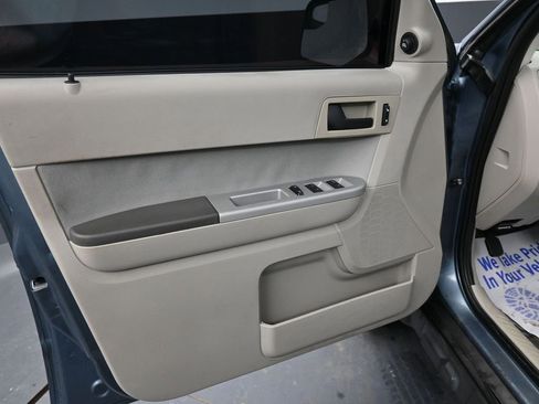 Used 2011 Ford Escape XLT image 24