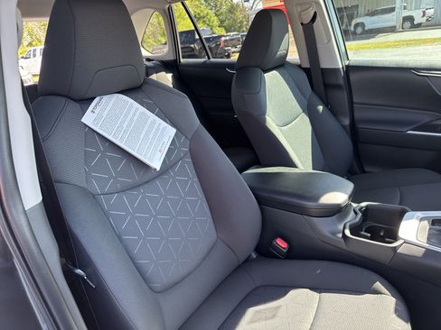 New 2025 Toyota RAV4 XLE w/ Convenience Package FWD image 32