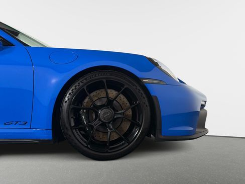 Used 2022 Porsche 911 GT3 RWD image 31