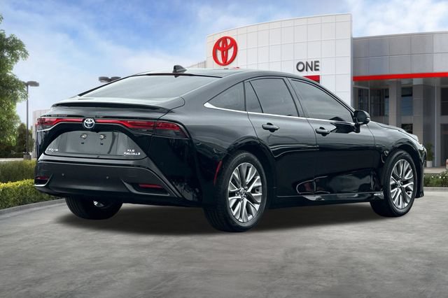 Used 2021 Toyota Mirai w/ Advanced Technology Package RWD image 4