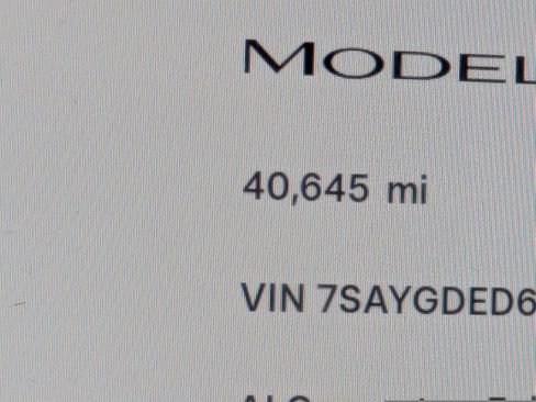 Used 2024 Tesla Model Y 2WD image 28