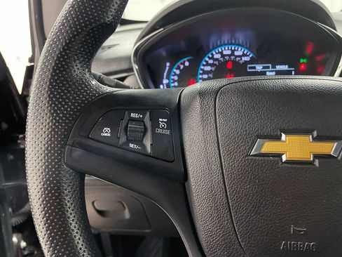 Used 2020 Chevrolet Trax LT image 30