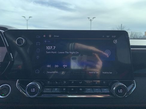 Used 2023 Chevrolet Colorado Z71 w/ Z71 Convenience Package 2 image 12