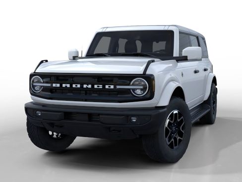 New 2026 Ford Bronco Outer Banks AWD/4WD image 2