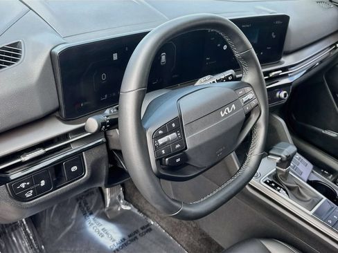 Certified 2026 Kia Sportage SX FWD image 10