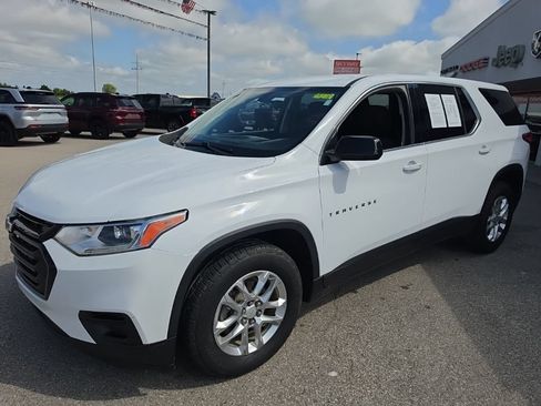 Used 2019 Chevrolet Traverse LS w/ LPO, Blackout Package FWD image 7
