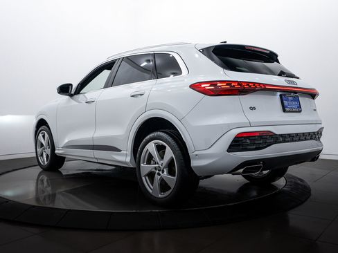 New 2025 Audi Q5 Premium Plus image 5