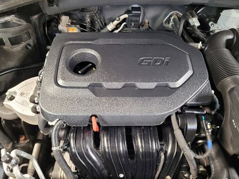 Used 2019 Hyundai Santa Fe SEL FWD image 30