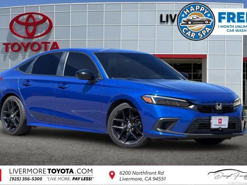 Used 2022 Honda Civic Sport image 1