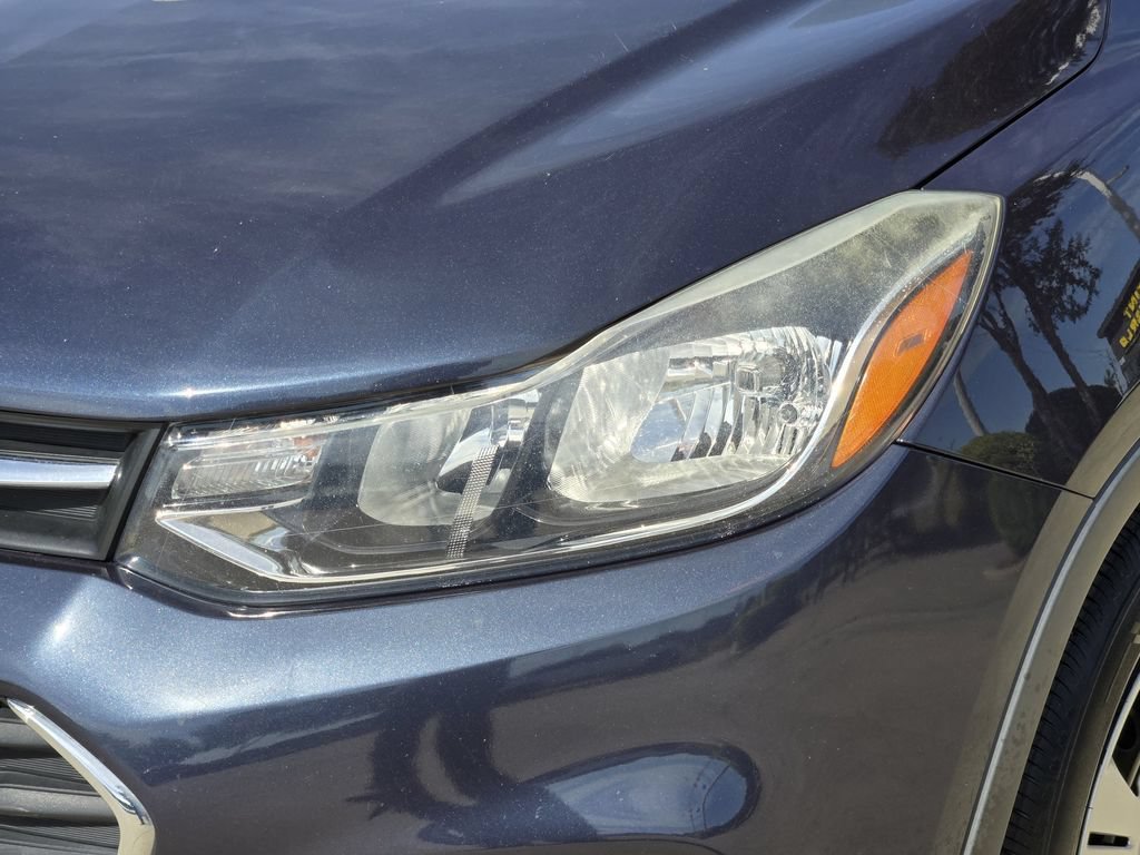 Used 2018 Chevrolet Trax LS FWD image 6