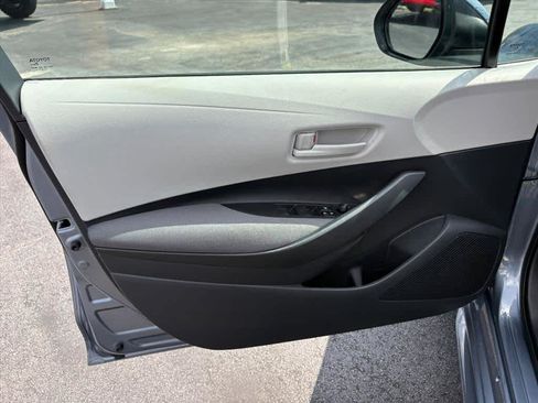 Used 2026 Toyota Corolla LE FWD image 21