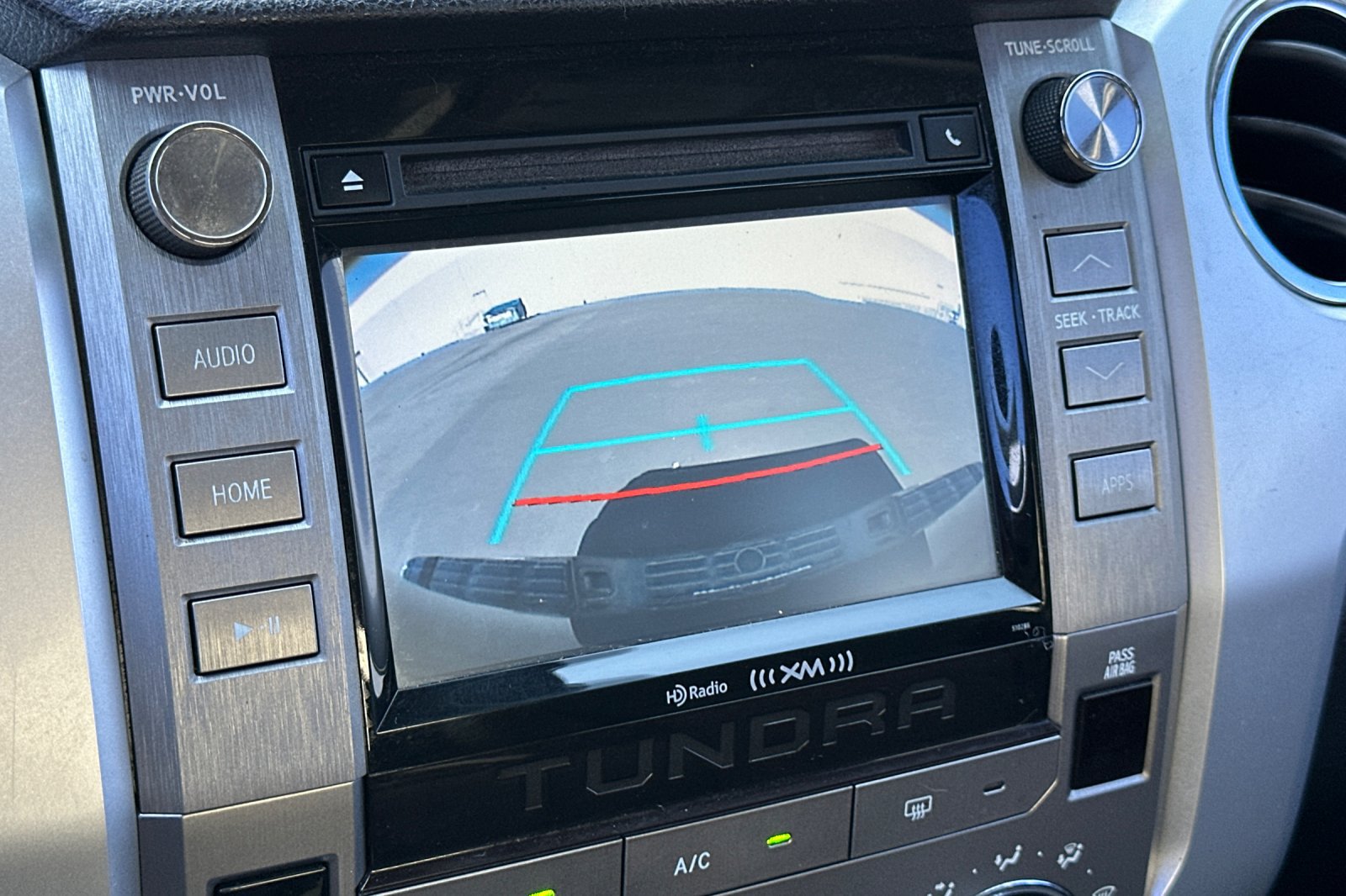 Used 2018 Toyota Tundra SR5 w/ SR5 Upgrade Package RWD image 26