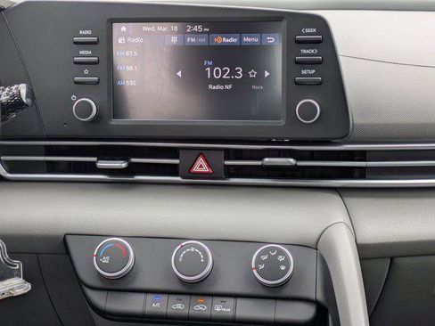 New 2026 Hyundai Elantra SE FWD image 12