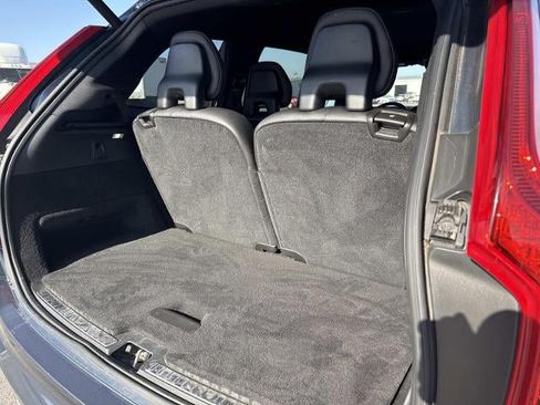 Used 2019 Volvo XC90 T6 Momentum w/ Advanced Package AWD/4WD image 6