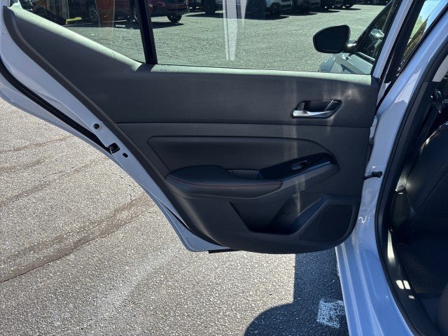 Used 2023 Nissan Altima 2.5 SR FWD image 31
