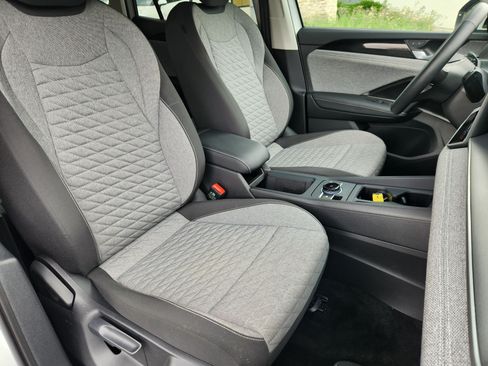 Certified 2025 Volkswagen Tiguan S AWD/4WD image 14