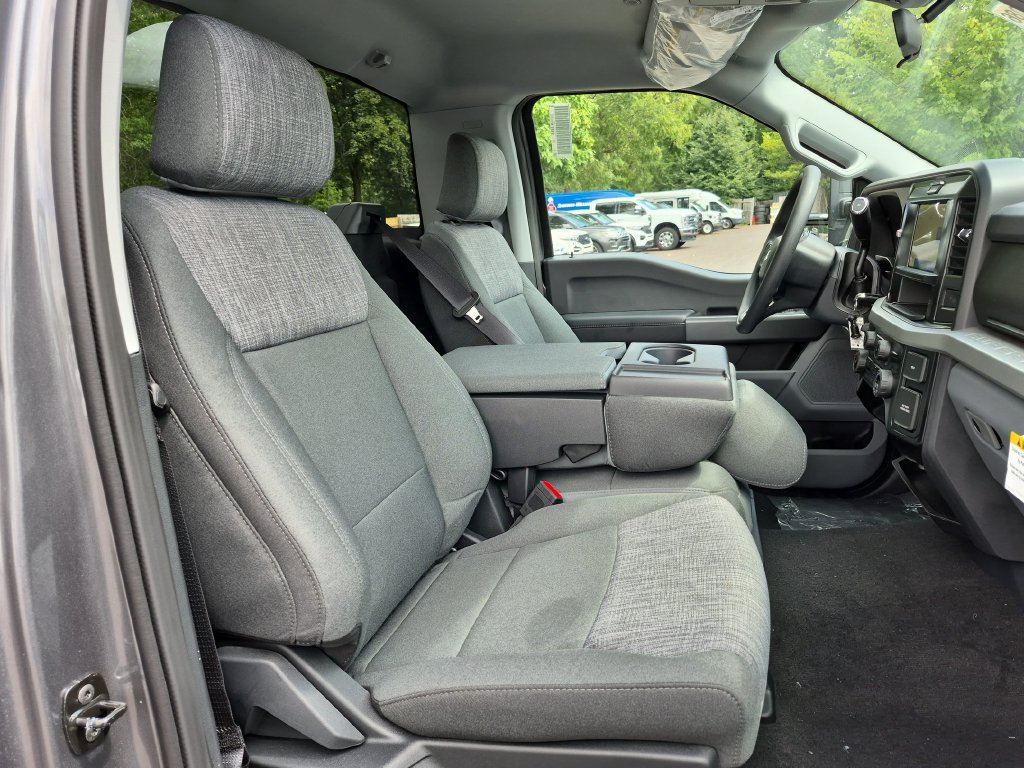 New 2026 Ford F250 XLT w/ FX4 Off-Road Package AWD/4WD image 25