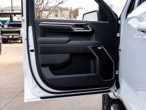 Used 2022 Chevrolet Silverado 1500 RST image 34