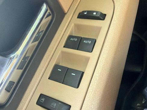 Used 2012 Ford F150 XLT w/ XLT Chrome Pkg AWD/4WD image 10