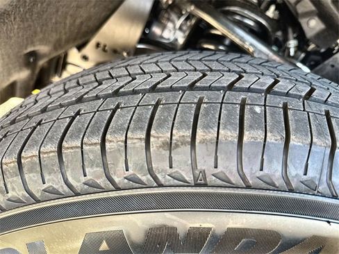 New 2025 Toyota Tundra Platinum image 34