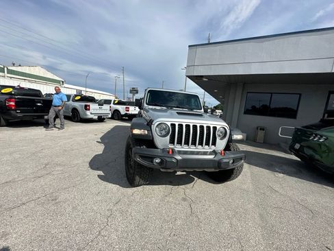 Used 2022 Jeep Gladiator Mojave AWD/4WD image 19