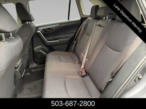 Used 2020 Toyota RAV4 LE w/ All Weather Liner Package AWD/4WD image 14