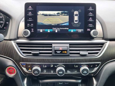 Certified 2021 Honda Accord Touring image 17
