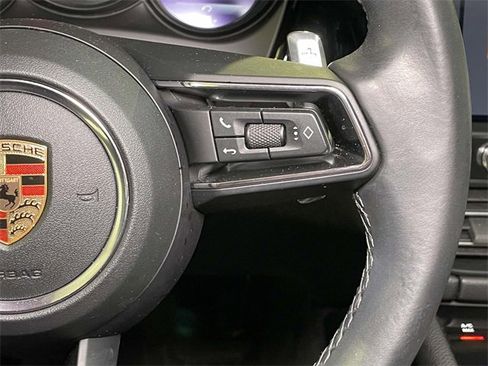 Used 2024 Porsche Macan image 43