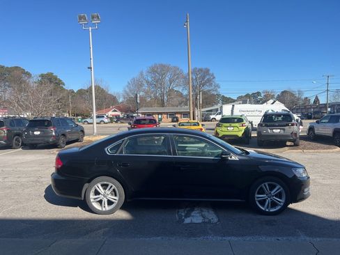 Used 2014 Volkswagen Passat TDI SE image 3