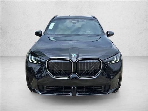 Certified 2025 BMW X3 xDrive30i w/ M Sport Package image 2