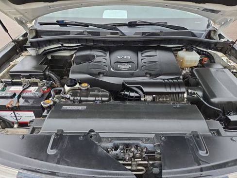 Used 2019 Nissan Armada Platinum image 41