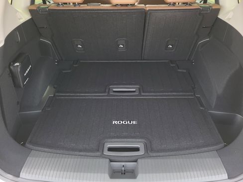 New 2026 Nissan Rogue Platinum AWD/4WD image 15