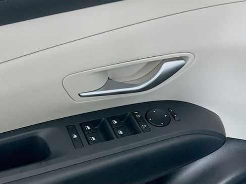 New 2026 Hyundai Tucson SEL image 19