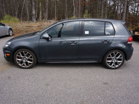 Used 2014 Volkswagen GTI Driver's Edition image 17