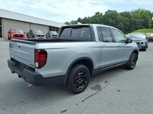 Used 2025 Honda Ridgeline TrailSport+ image 4
