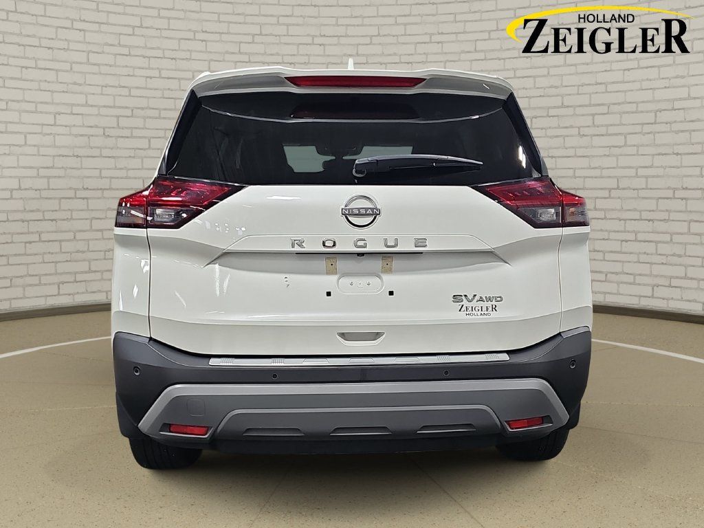 Certified 2023 Nissan Rogue SV w/ SV Premium B Package AWD/4WD image 6