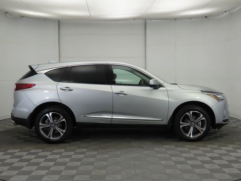 Used 2025 Acura RDX w/ Technology Package image 5