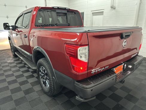 Used 2017 Nissan Titan PRO-4X w/ Pro-4x Convenience Package image 7