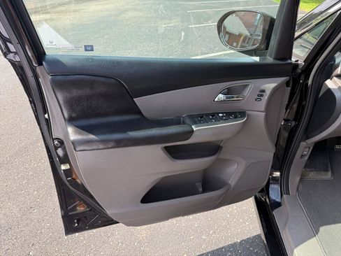 Used 2016 Honda Odyssey Touring image 8
