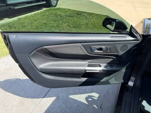 Used 2024 Ford Mustang Coupe RWD image 8