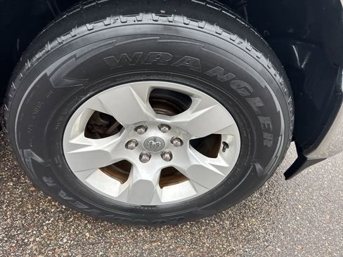 Used 2021 RAM 1500 Big Horn image 12