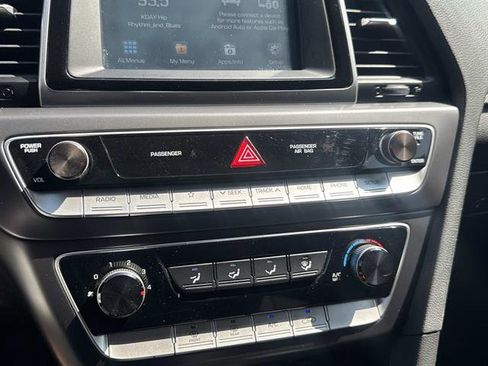 Used 2019 Hyundai Sonata SE FWD image 24