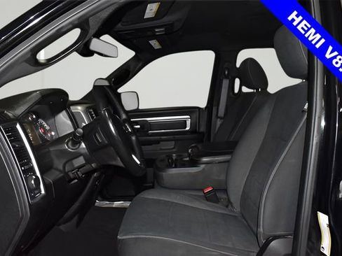 Used 2022 RAM 1500 Classic Warlock AWD/4WD image 32
