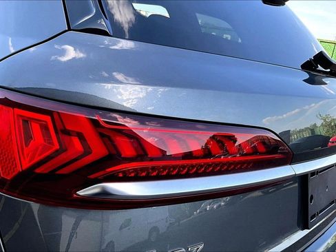 Used 2023 Audi SQ7 Premium Plus AWD/4WD image 23
